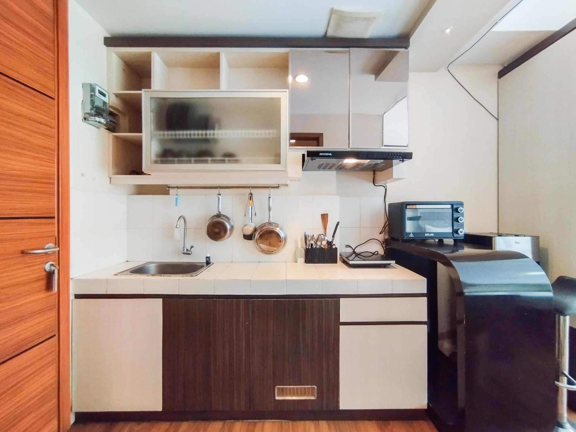 Simply And Comfy Studio Room Apartment Beverly Dago By Travelio 반둥 외부 사진